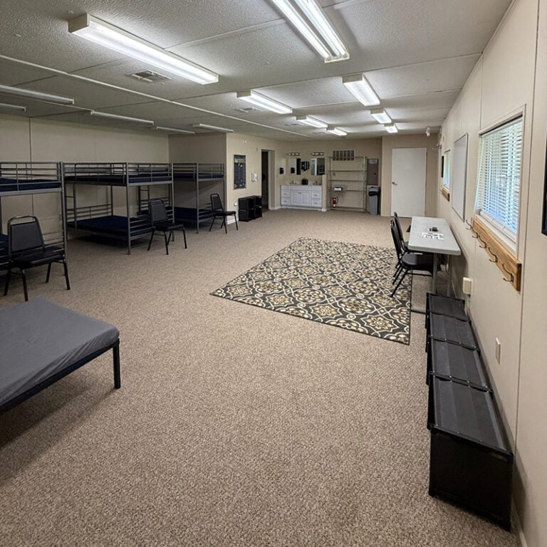 team-cabins-2-768x768